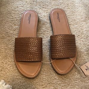 American Eagle sandals